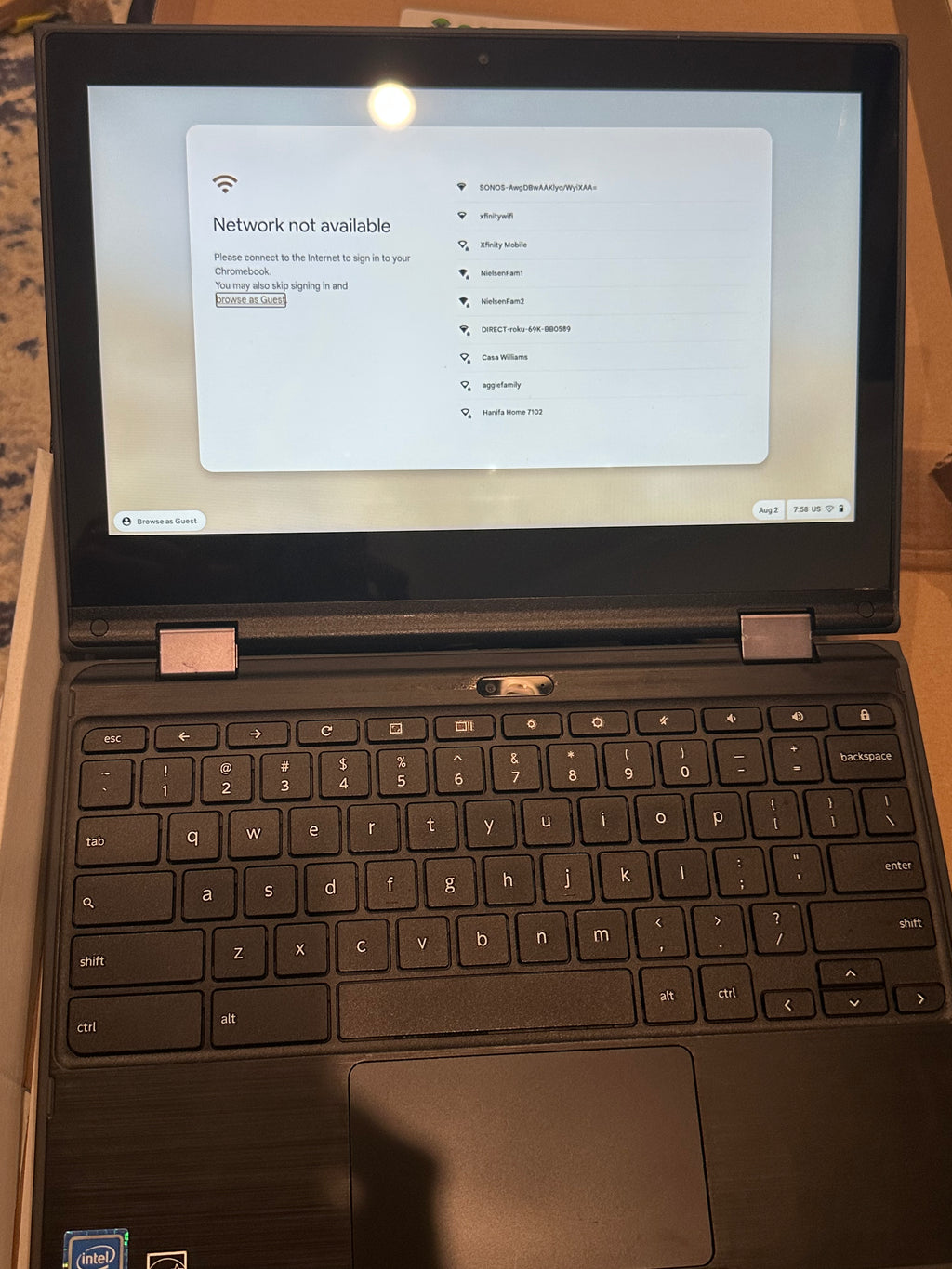 Pre-Owned Lenovo 11.6" 300e Chromebook Touchscreen LCD 2 in 1 Chromebook