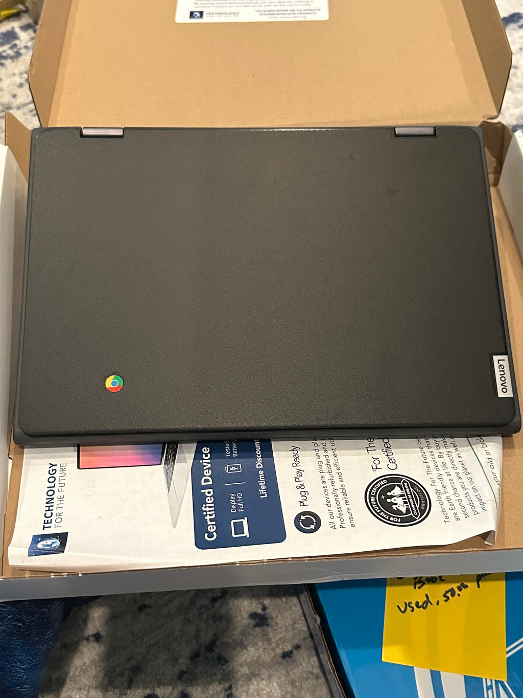 Pre-Owned Lenovo 11.6" 300e Chromebook Touchscreen LCD 2 in 1 Chromebook