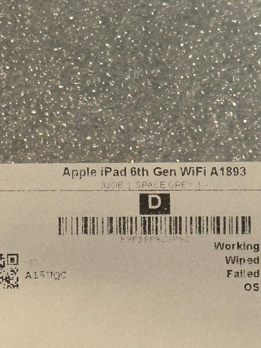 Pre-Owned Apple 9.7" iPad 6th Generation with Wi-Fi only, 32GB, Space Gray
