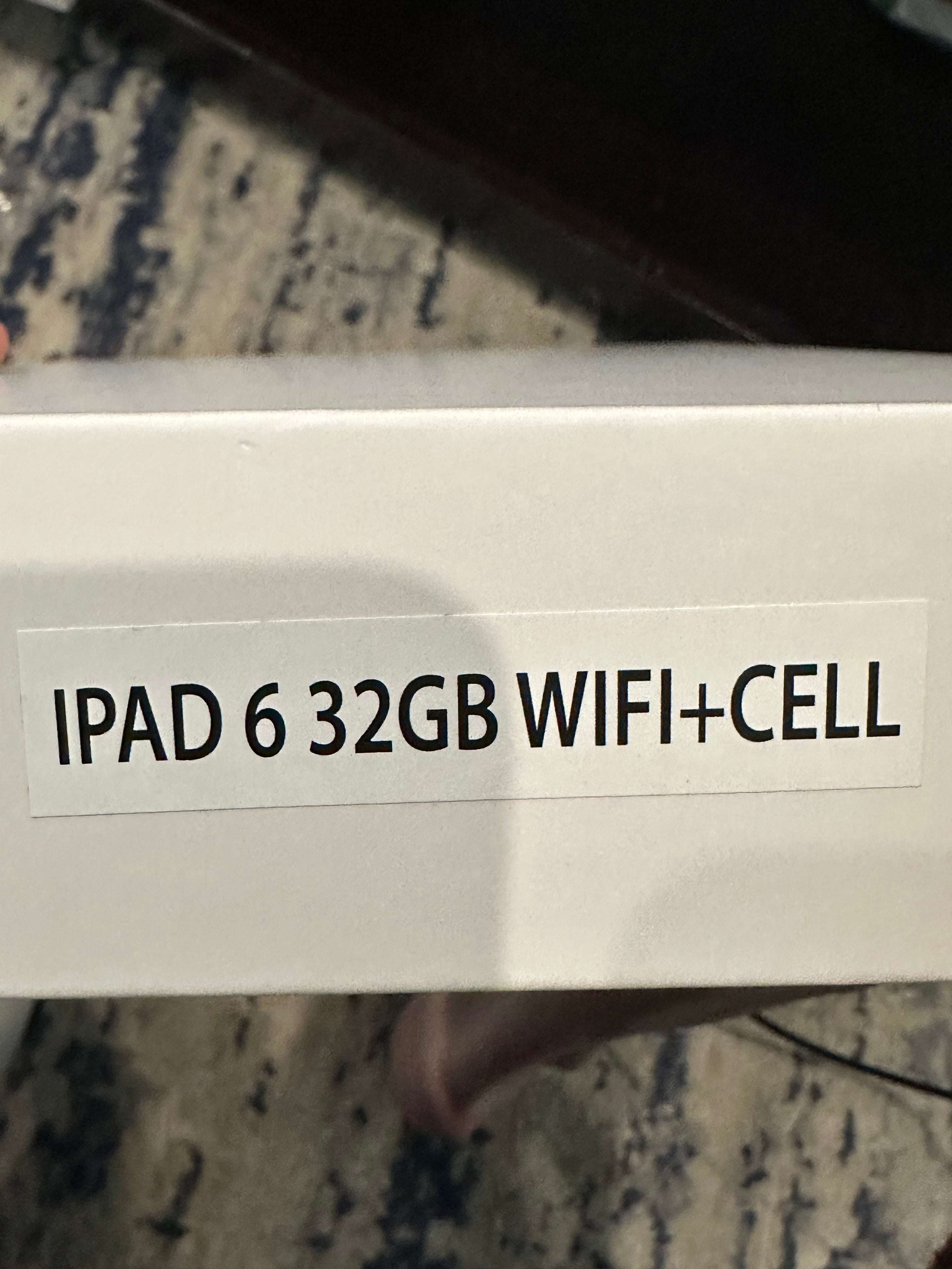 Pre-Owned Apple 9.7" iPad 6th Generation with Wi-Fi, 32GB