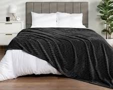 Alaska Super Soft Throw Blanket (King-Black)