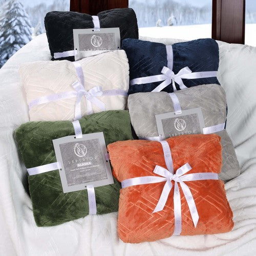 Alaska Super Soft Throw Blanket (King-Black)